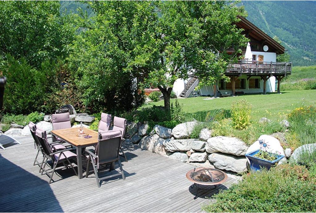 Tiki Lodge - Hot Tub & Sauna Chamonix Exterior photo
